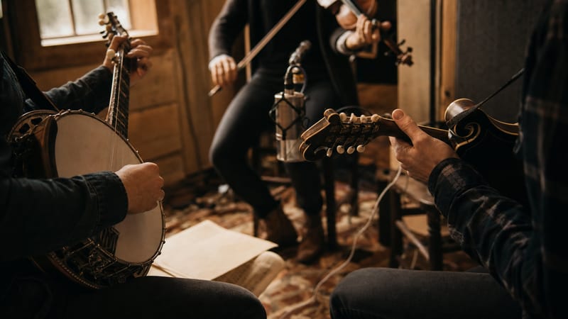 Editorial archive image illustrating Sierra Hull and the Expanding Idea of What a Bluegrass Artist Can Be.
